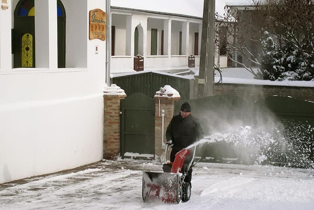 Florian Vendeghaz Pension Villánykövesd Buitenkant foto